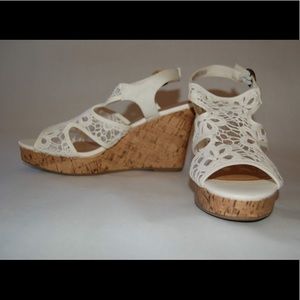 American Eagle “Resort Villegiature” Wedge NWT